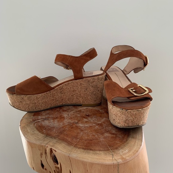 Dolce Vita cork platform wedges. - Picture 3 of 5